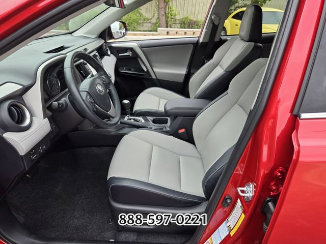 Used 2017 Toyota RAV4 Limited AWD/4WD image 10