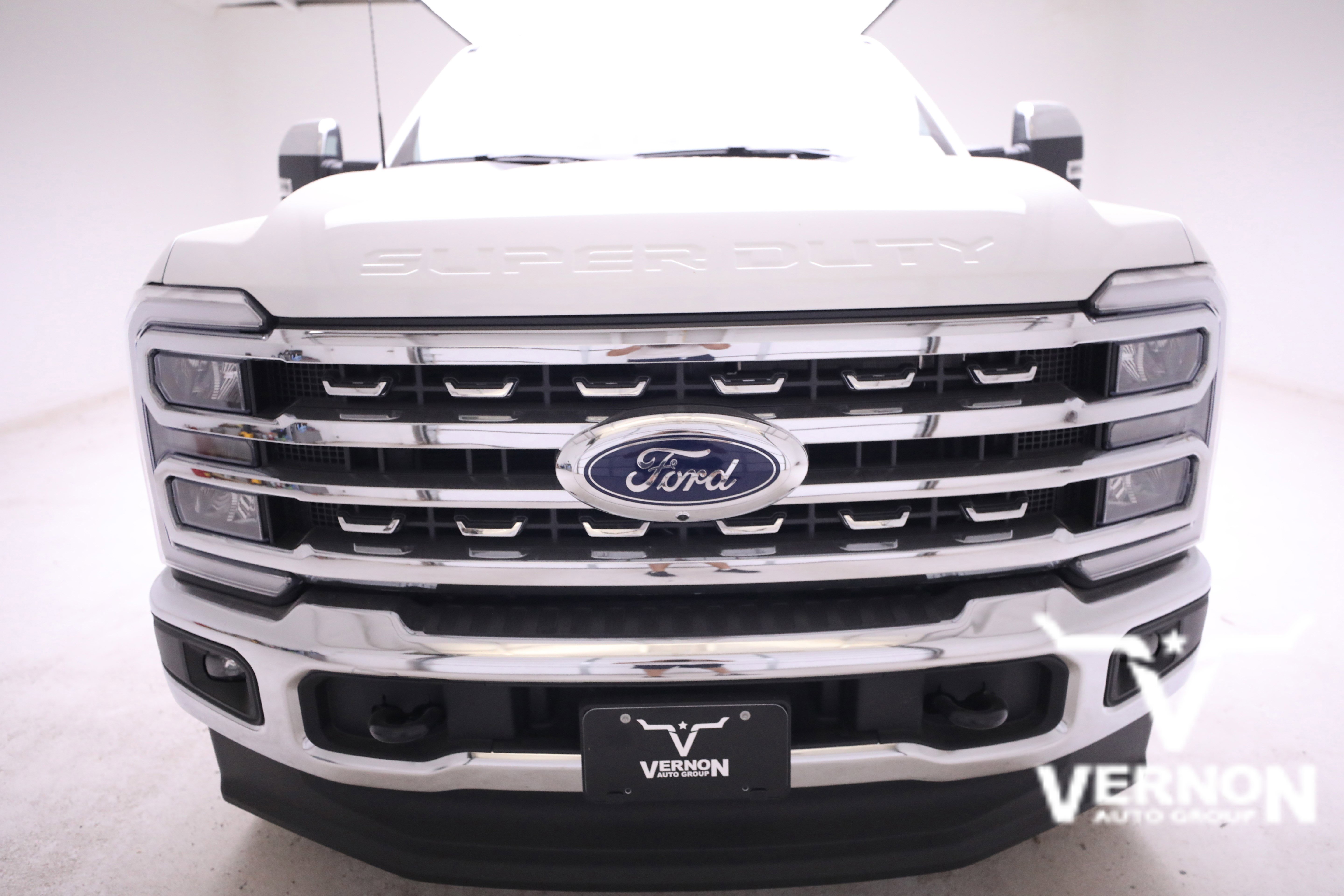 New 2026 Ford F250 Lariat w/ Chrome Package image 8