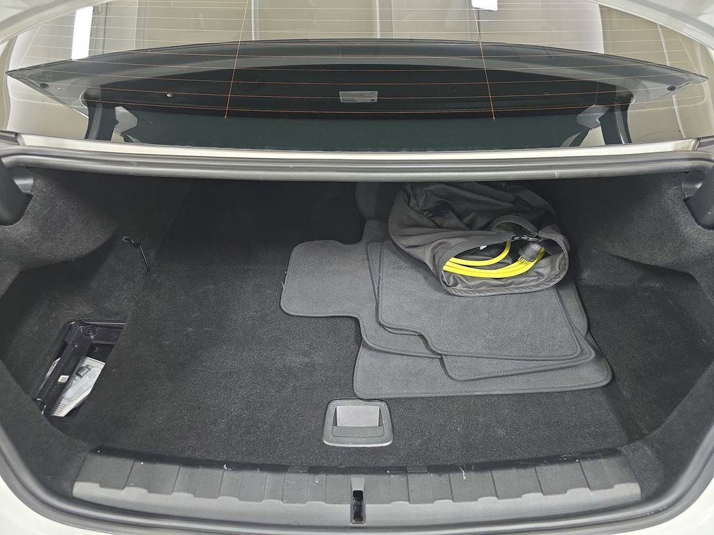 Used 2023 BMW 330e w/ Premium Package image 30