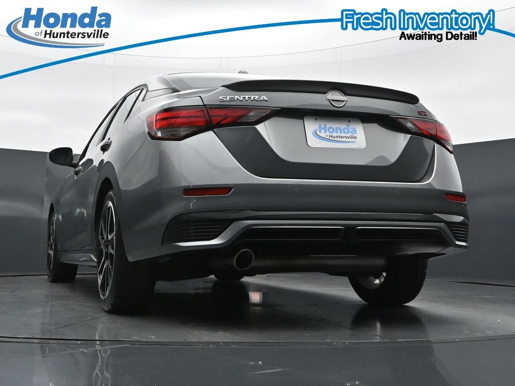 Used 2025 Nissan Sentra SR FWD image 43