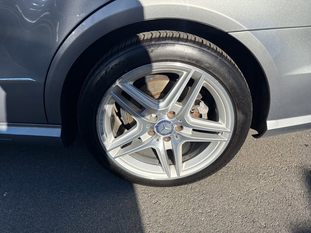 Used 2012 Mercedes-Benz E 350 4MATIC Sedan image 42