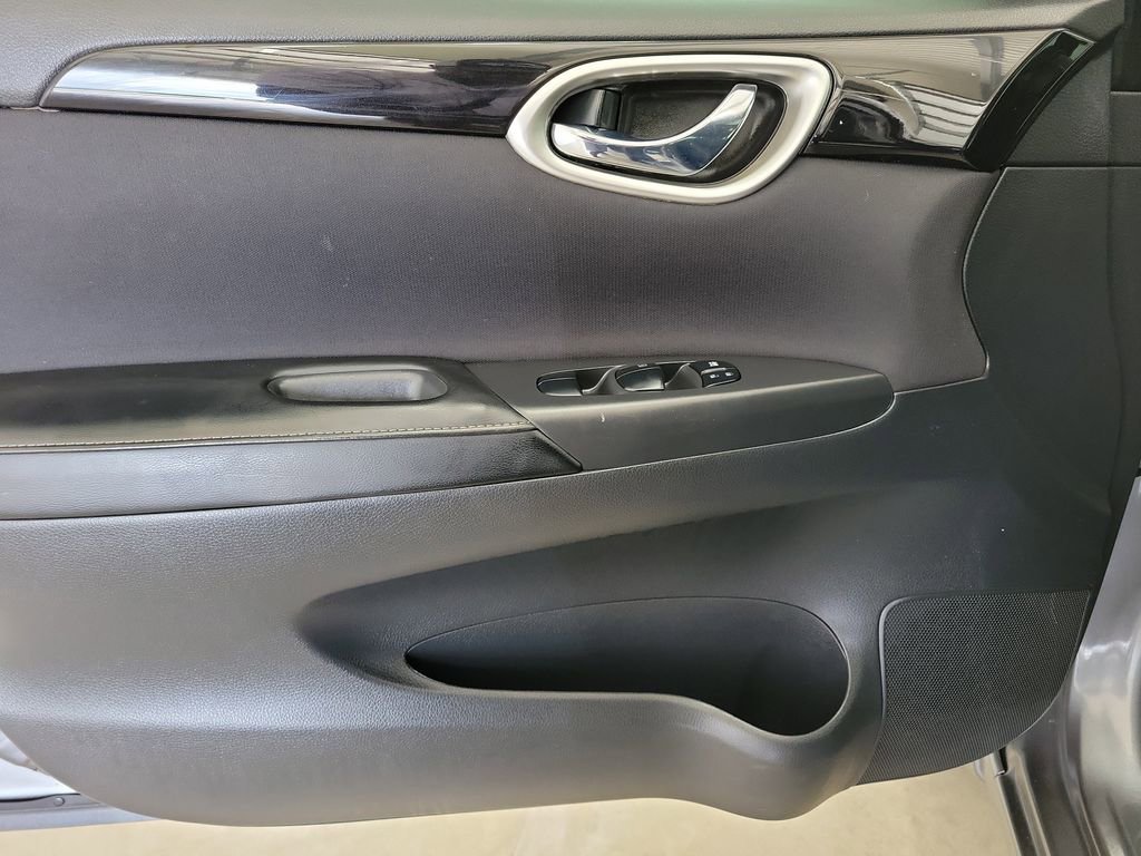 Used 2019 Nissan Sentra SV w/ Special Edition Package image 22