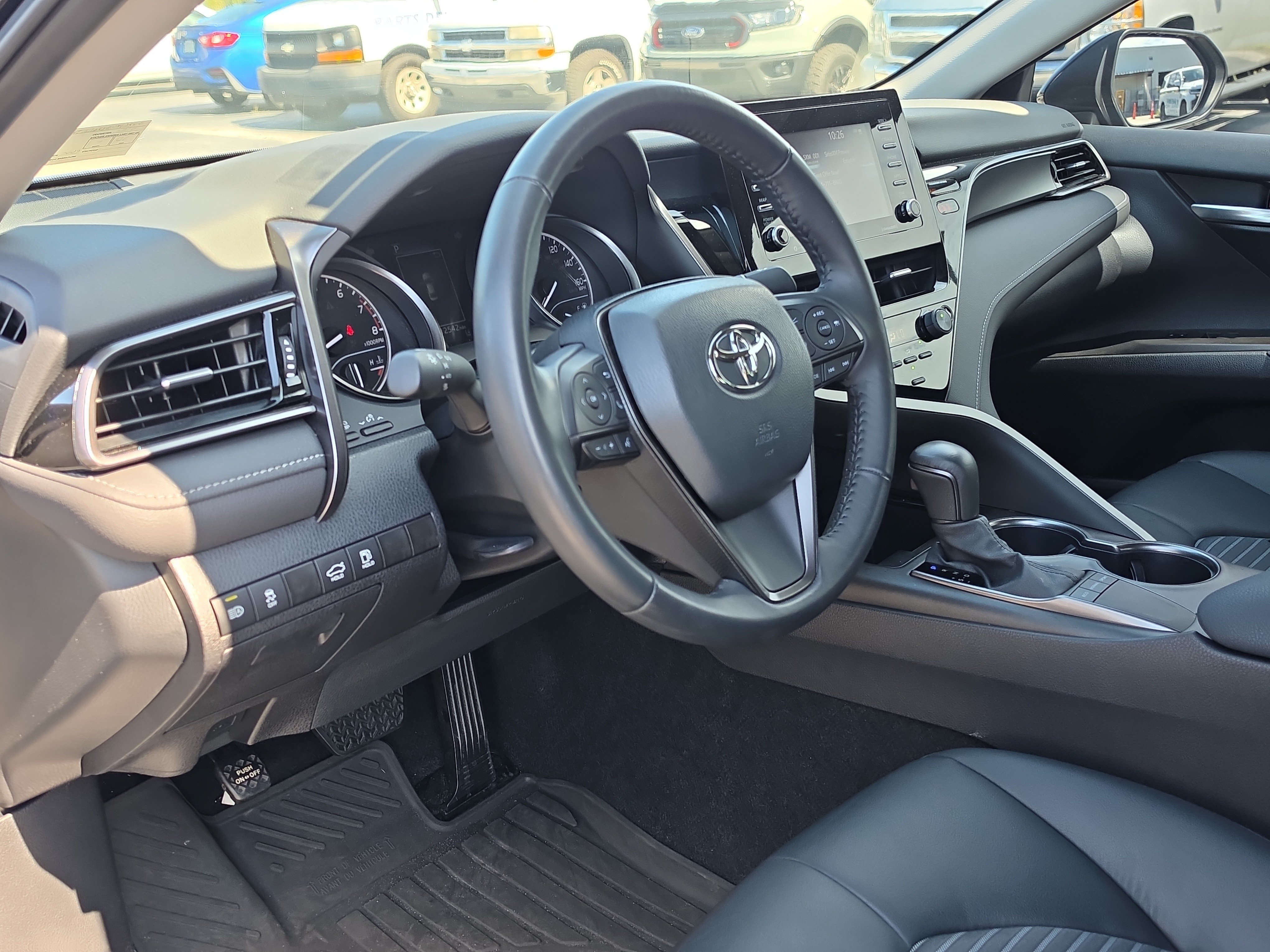 Used 2024 Toyota Camry SE FWD image 14