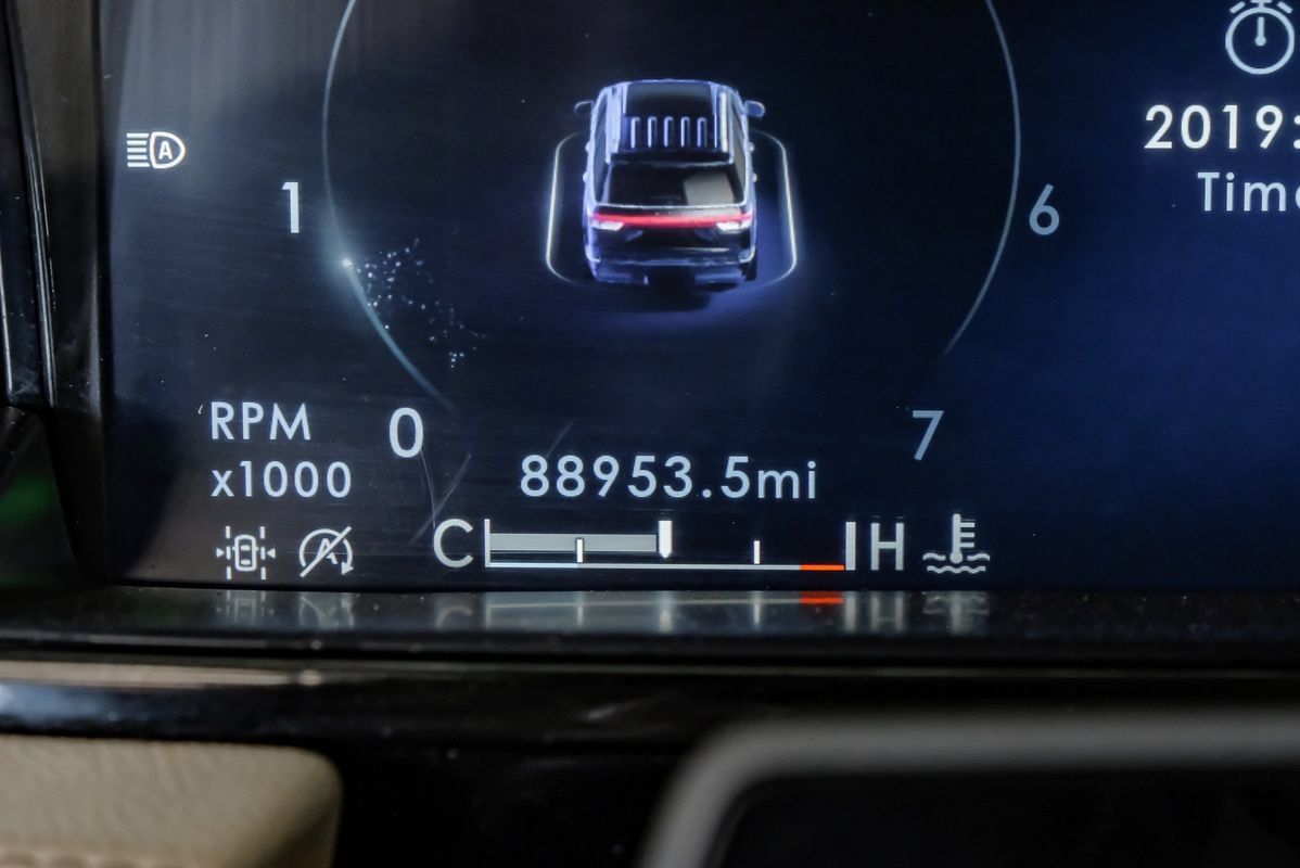Used 2023 Lincoln Navigator L Reserve AWD/4WD image 19