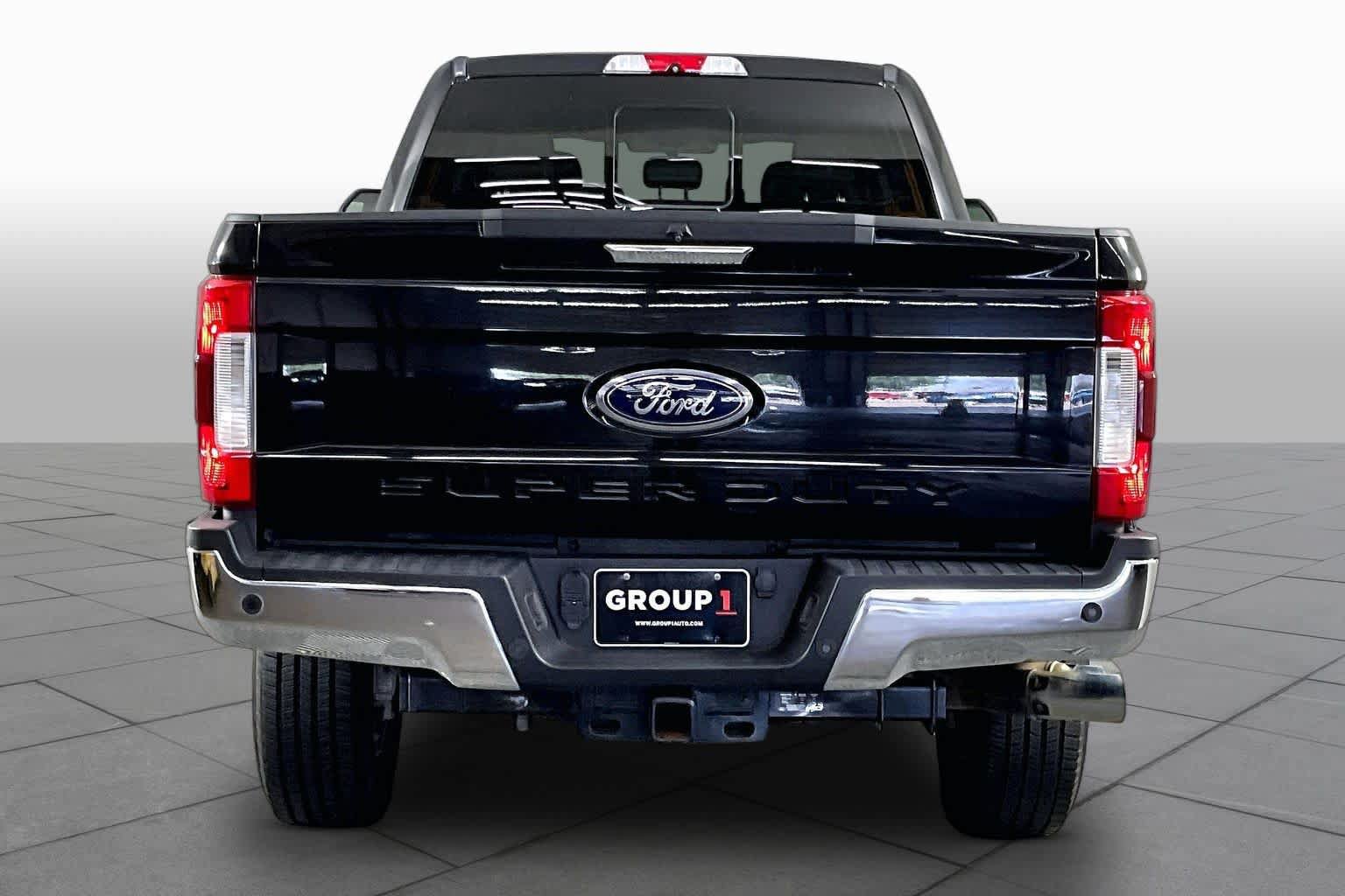 Used 2019 Ford F250 XLT w/ XLT Premium Package AWD/4WD image 5