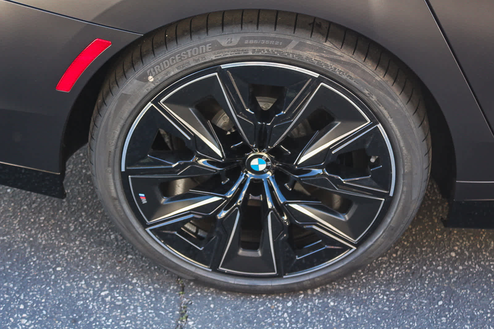 New 2026 BMW 740i image 8