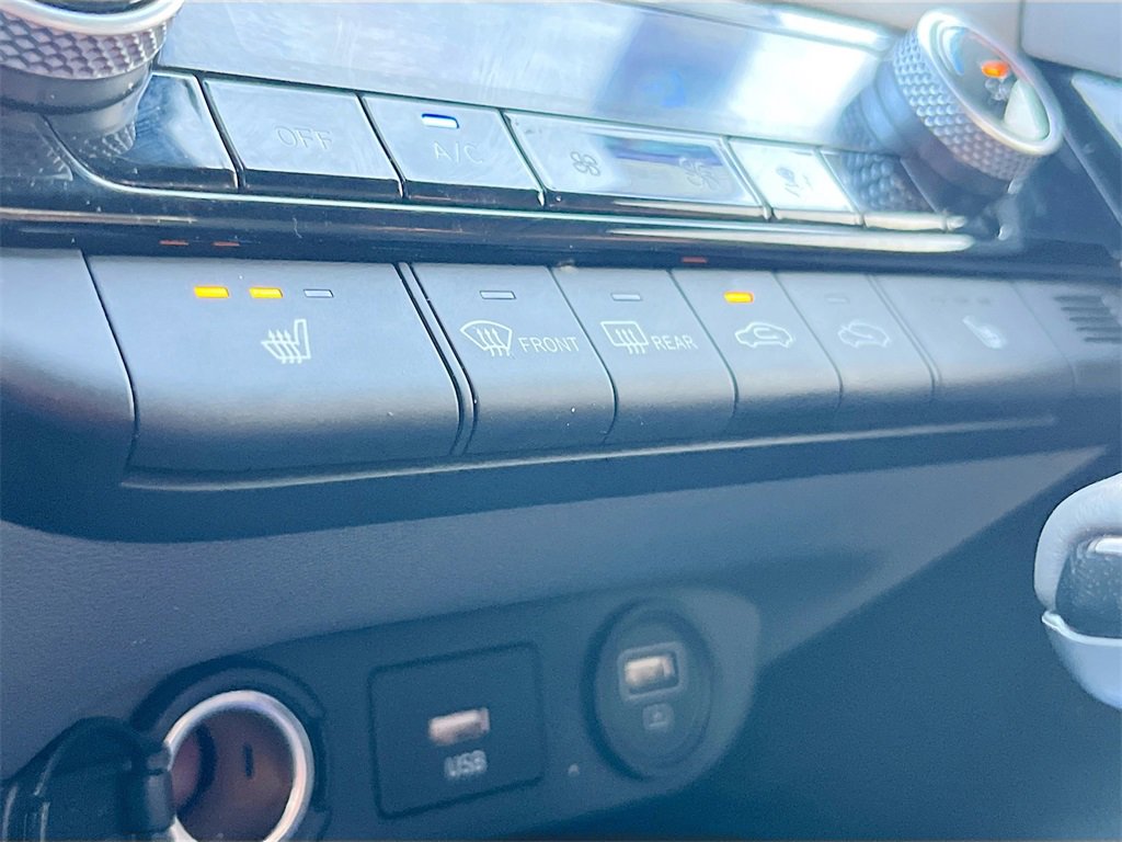 Used 2023 Hyundai Elantra SEL w/ Convenience Package image 20