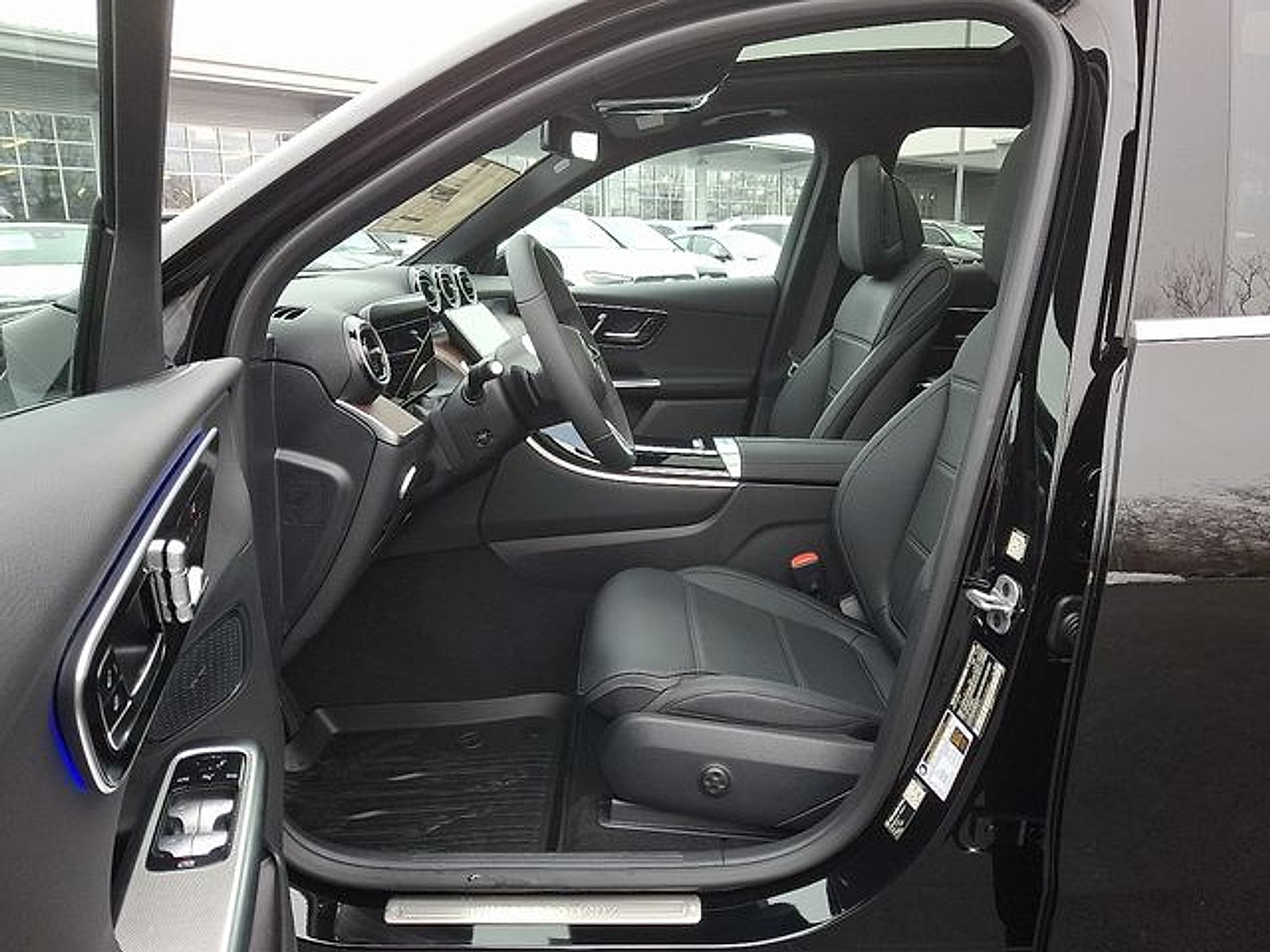 Certified 2026 Mercedes-Benz GLC 300 4MATIC image 11