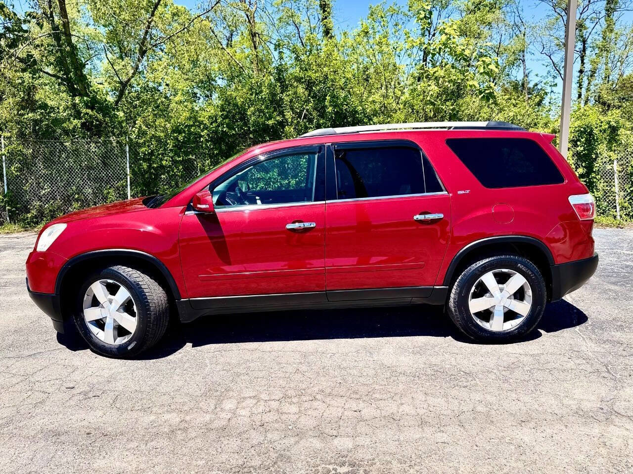 Used 2012 GMC Acadia SLT AWD/4WD image 2