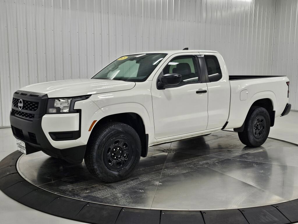 Used 2025 Nissan Frontier S AWD/4WD video 1