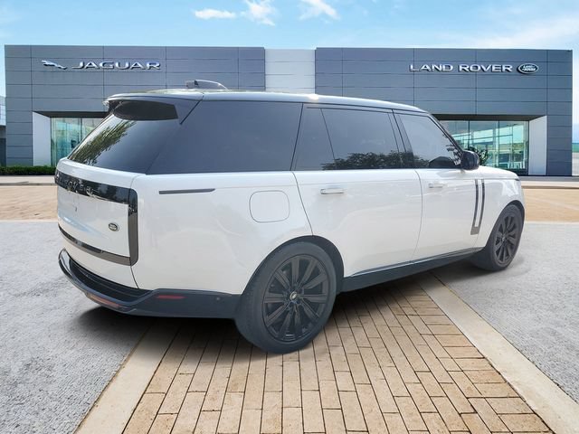 Certified 2023 Land Rover Range Rover Long Wheelbase SE AWD/4WD image 5