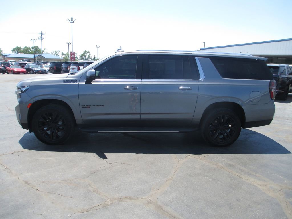 Used 2022 Chevrolet Suburban High Country AWD/4WD image 10