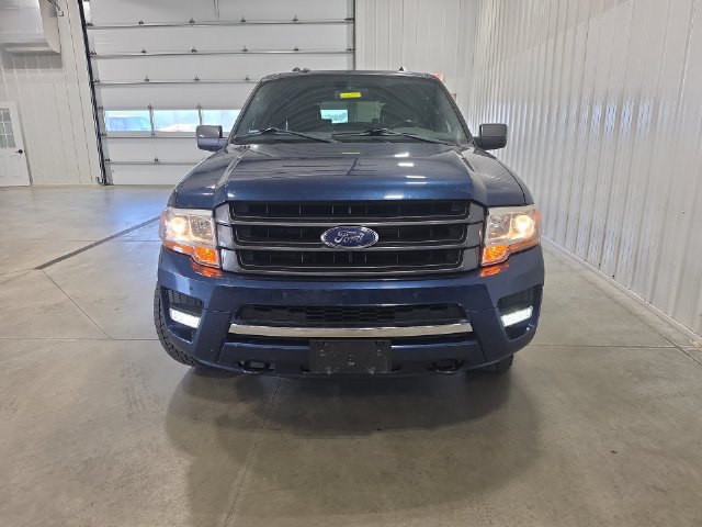 Used 2017 Ford Expedition EL Limited w/ Equipment Group 301A AWD/4WD image 3