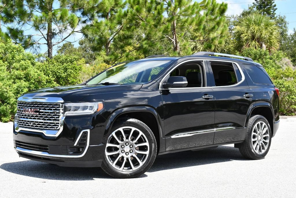 Used 2021 GMC Acadia Denali w/ Denali Technology Package FWD image 22