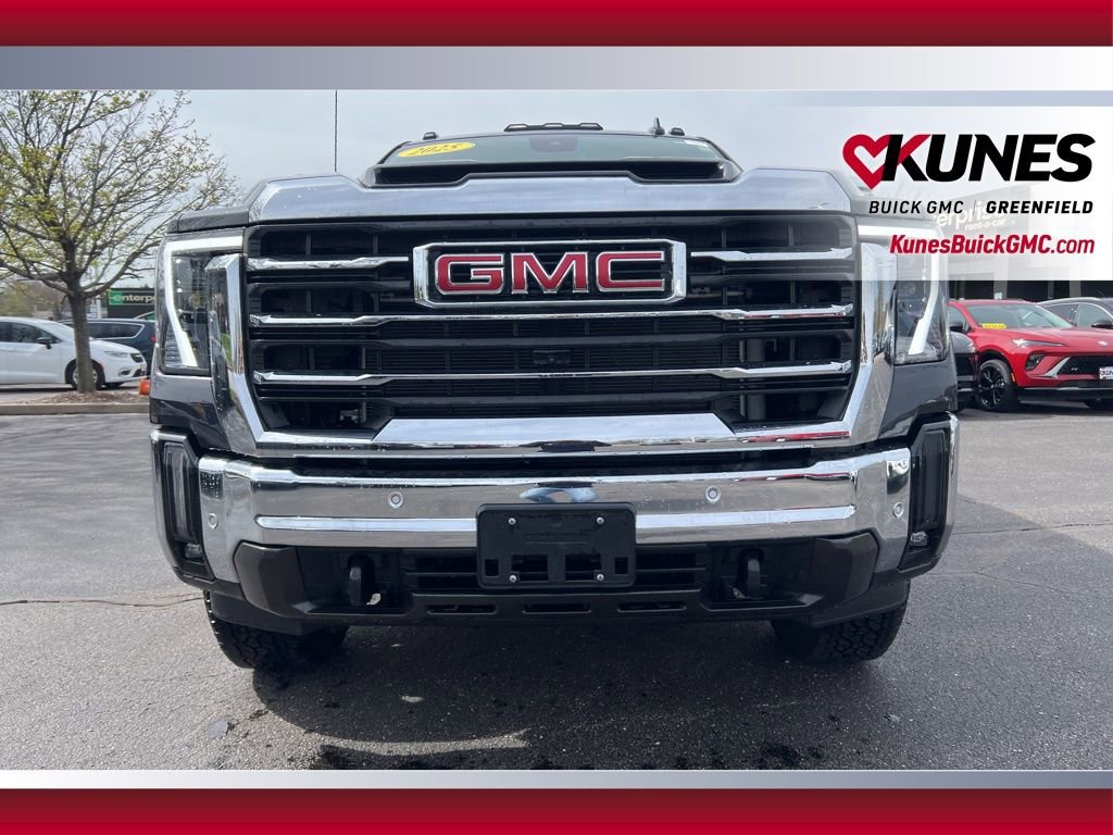 Used 2025 GMC Sierra 2500 SLT w/ SLT Premium Package AWD/4WD image 14