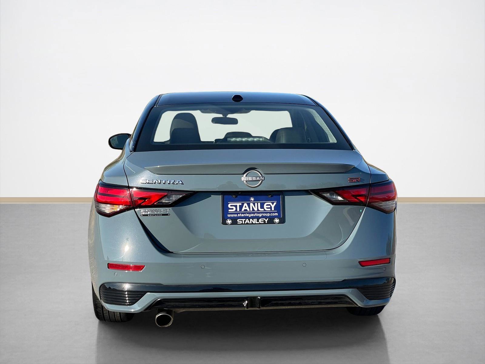 Used 2024 Nissan Sentra SR w/ SR Premium Package image 6