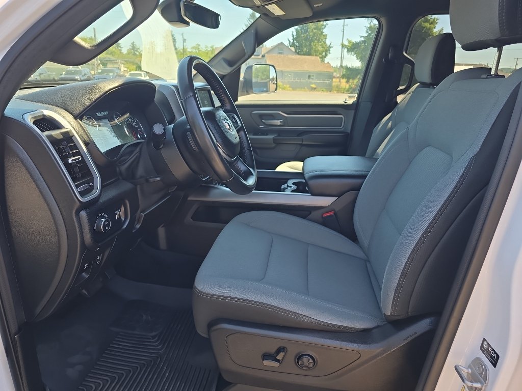 Used 2021 RAM 1500 Big Horn AWD/4WD image 14