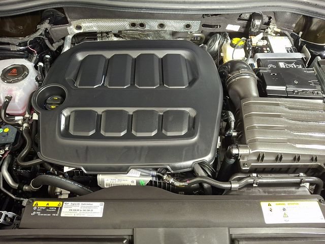 Used 2025 Volkswagen Tiguan S AWD/4WD image 25
