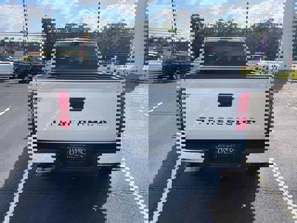 New 2025 Toyota Tacoma TRD Sport image 12