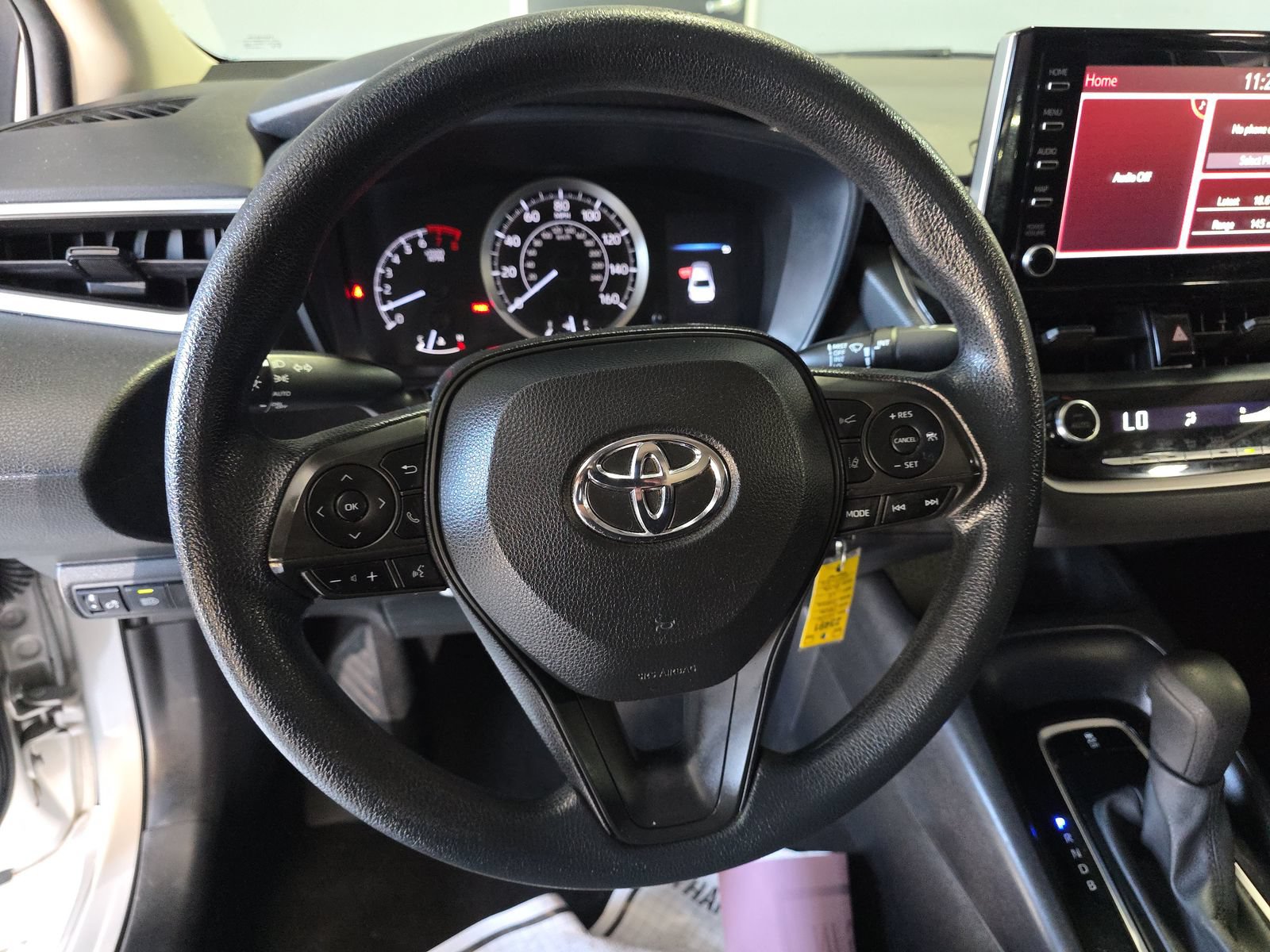Used 2020 Toyota Corolla LE FWD image 11
