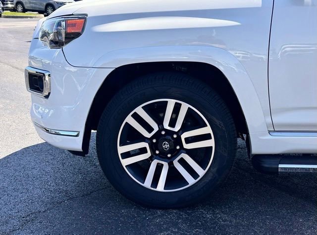 Used 2017 Toyota 4Runner Limited AWD/4WD image 7