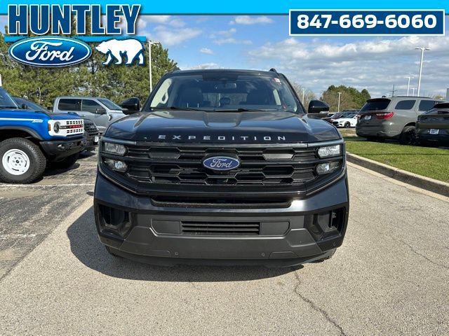 Used 2025 Ford Expedition Max Active image 3