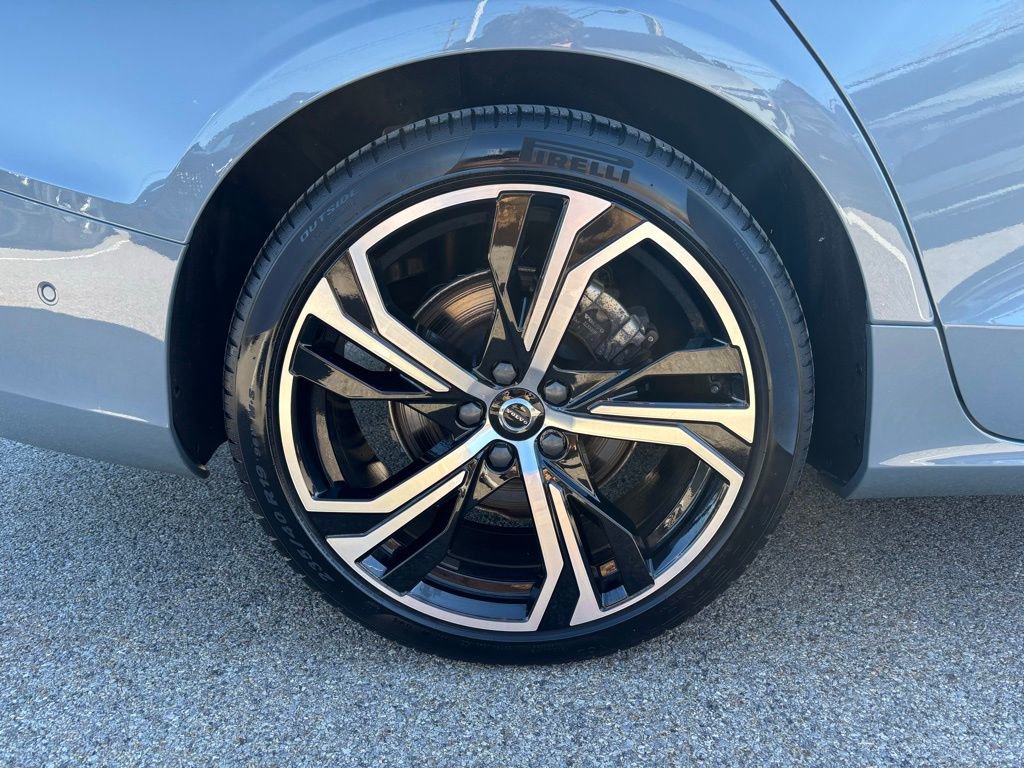 Certified 2023 Volvo S60 B5 Plus w/ Climate Package image 34