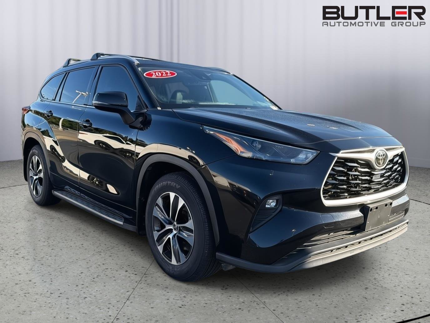 Used 2022 Toyota Highlander XLE FWD image 7