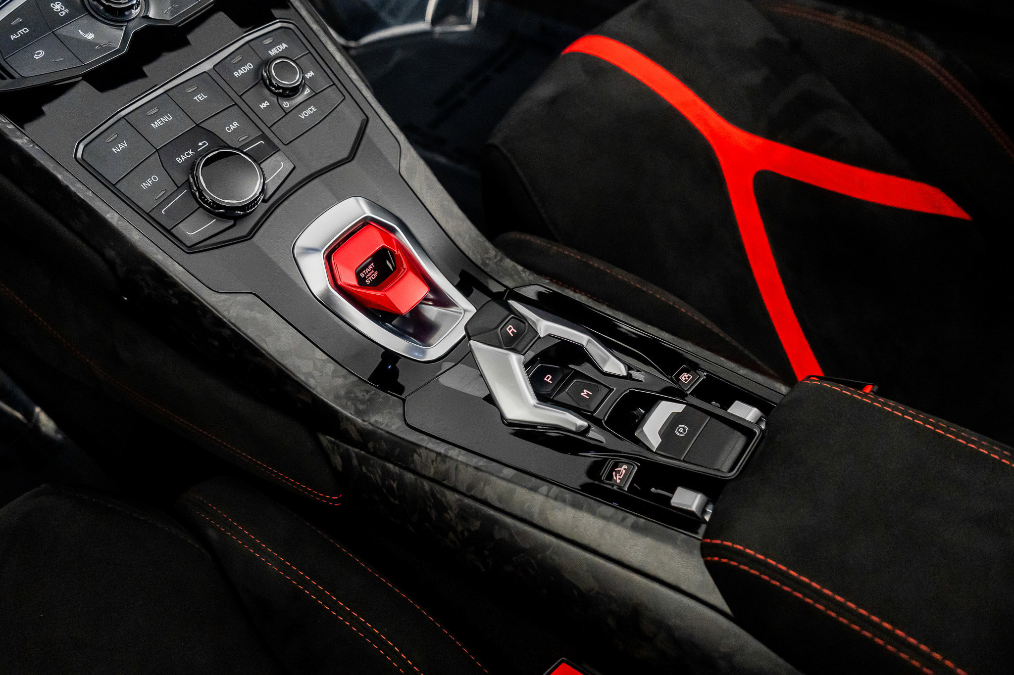 Used 2018 Lamborghini Huracan Performante image 41