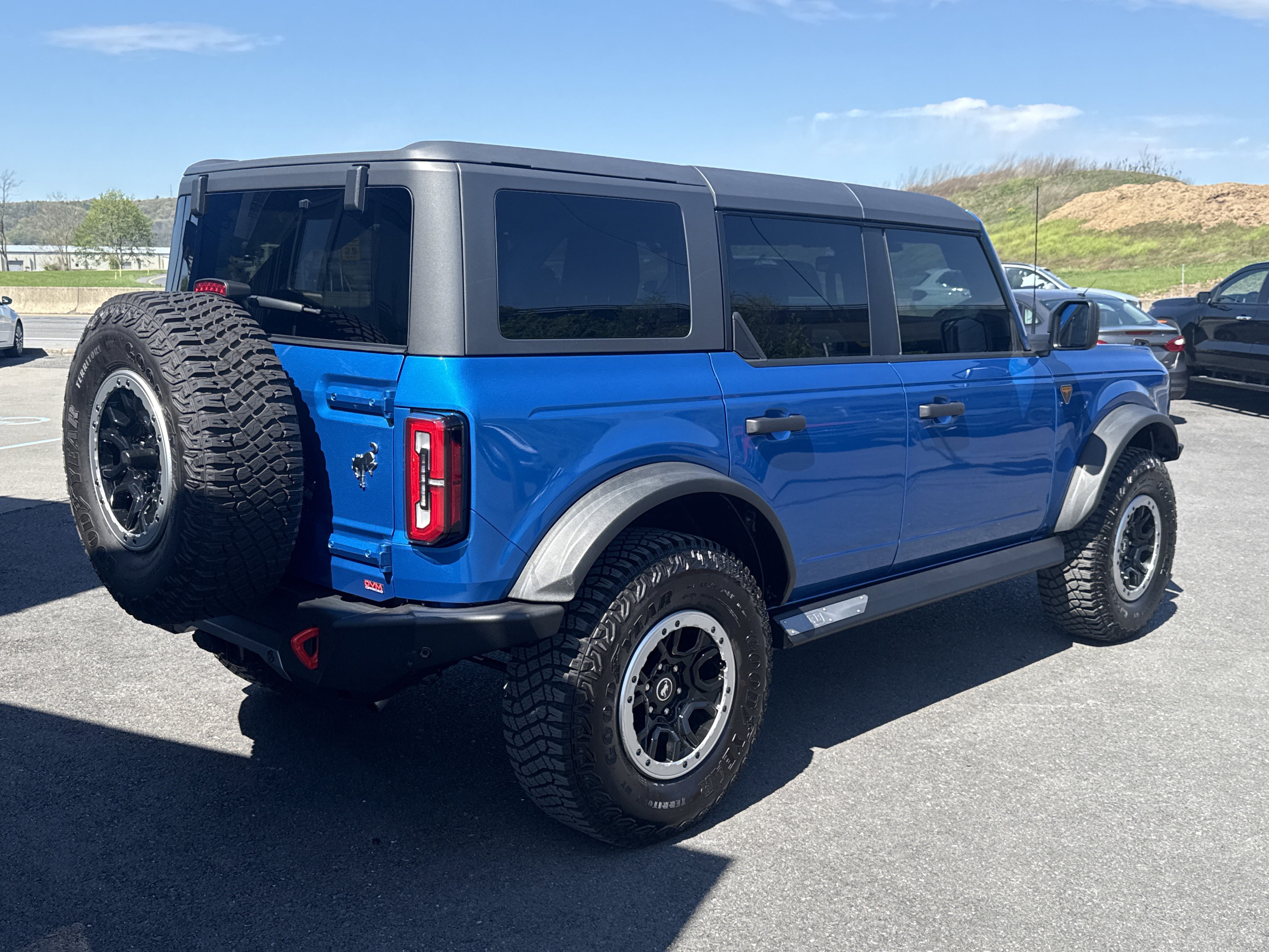 Used 2025 Ford Bronco Badlands AWD/4WD video 3