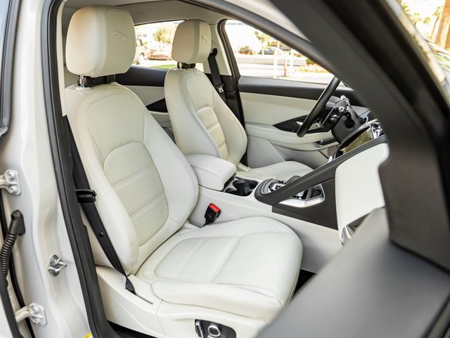 Used 2022 Jaguar E-PACE SE image 26