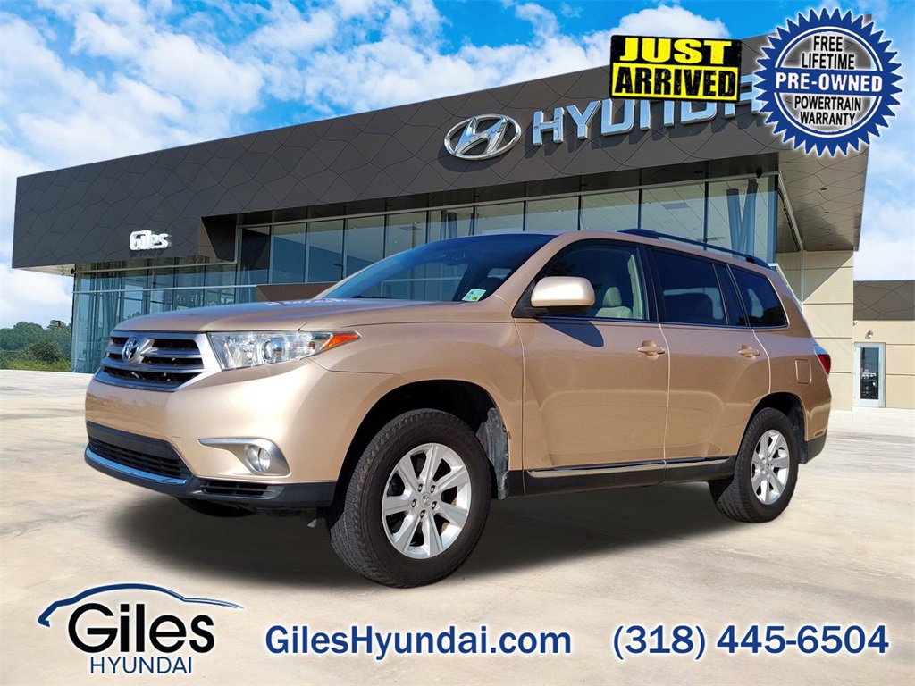 Used 2011 Toyota Highlander SE