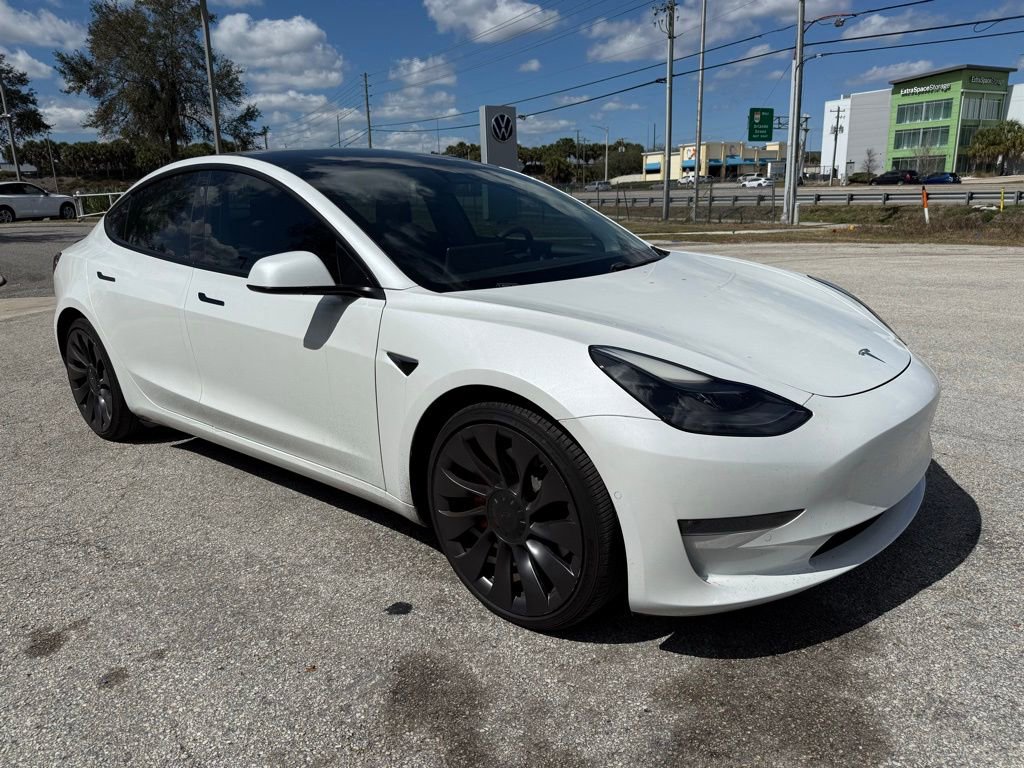 Used 2021 Tesla Model 3 Performance image 3