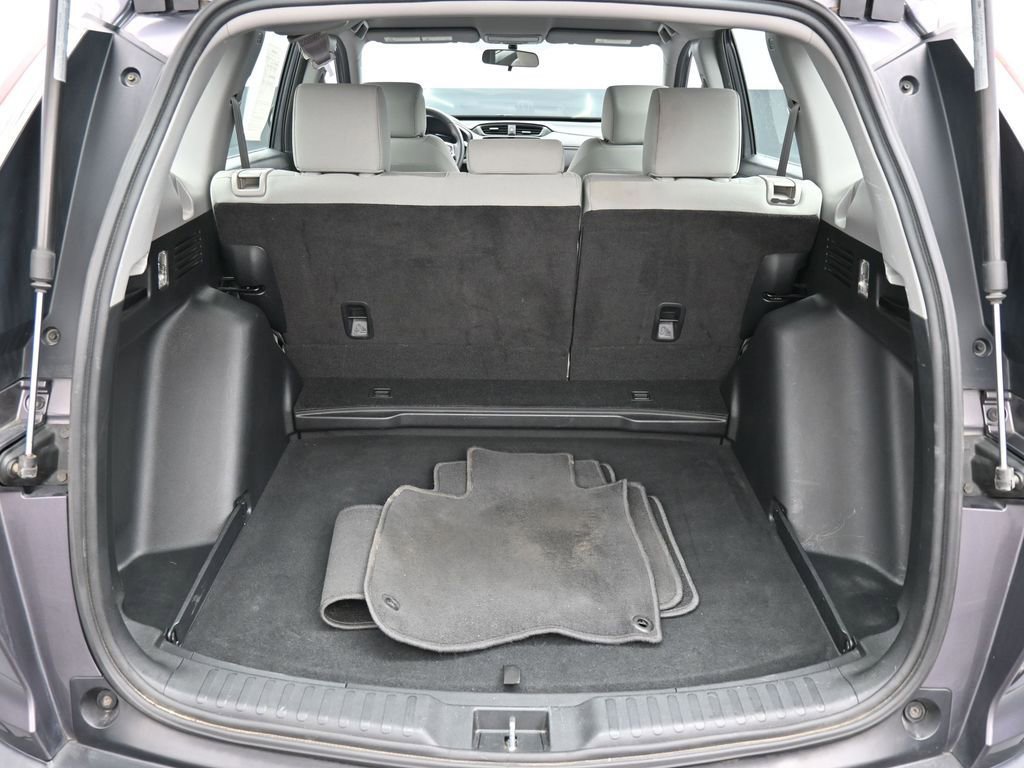 Used 2017 Honda CR-V LX image 40