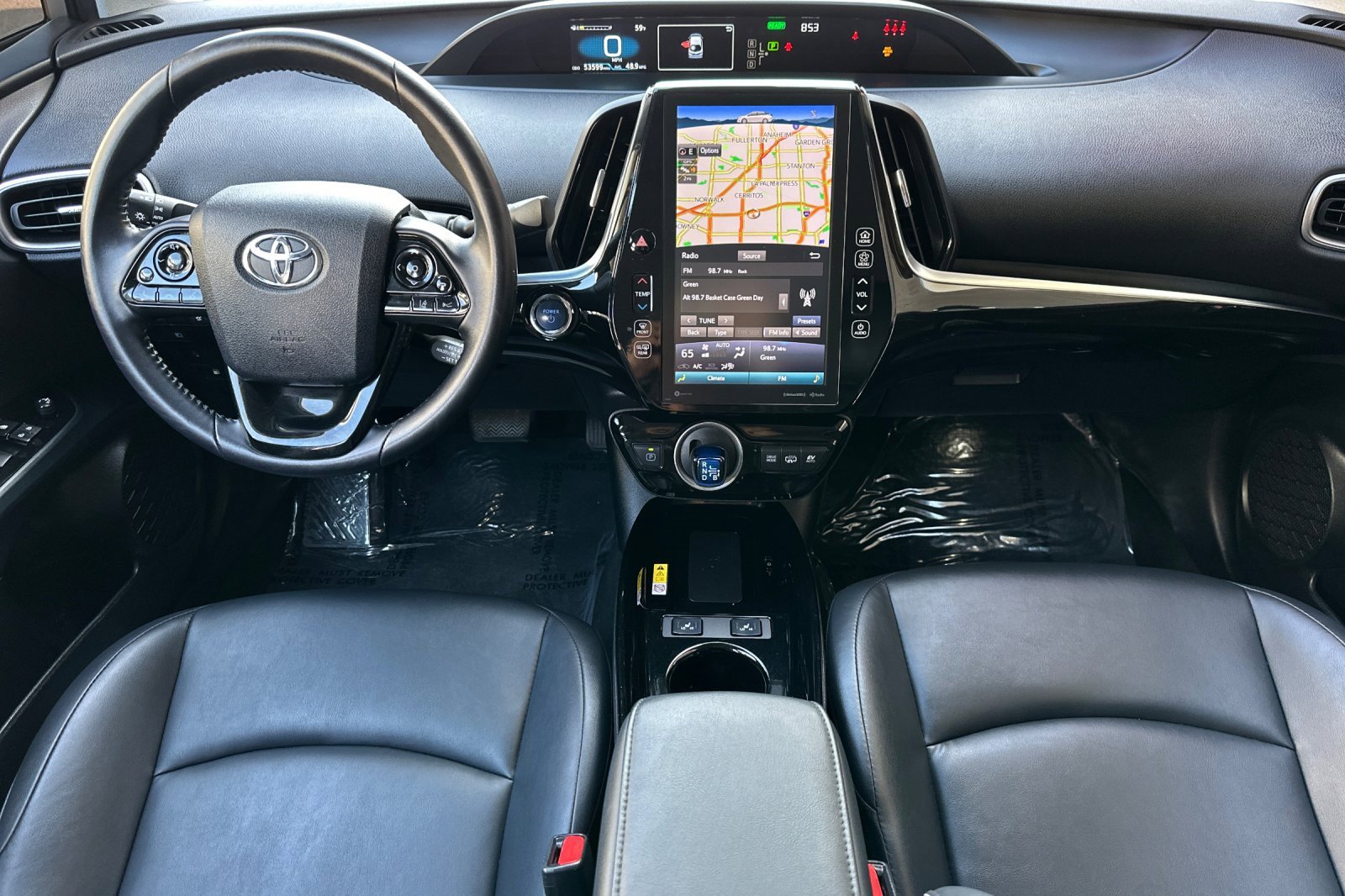 Used 2021 Toyota Prius Prime XLE image 16