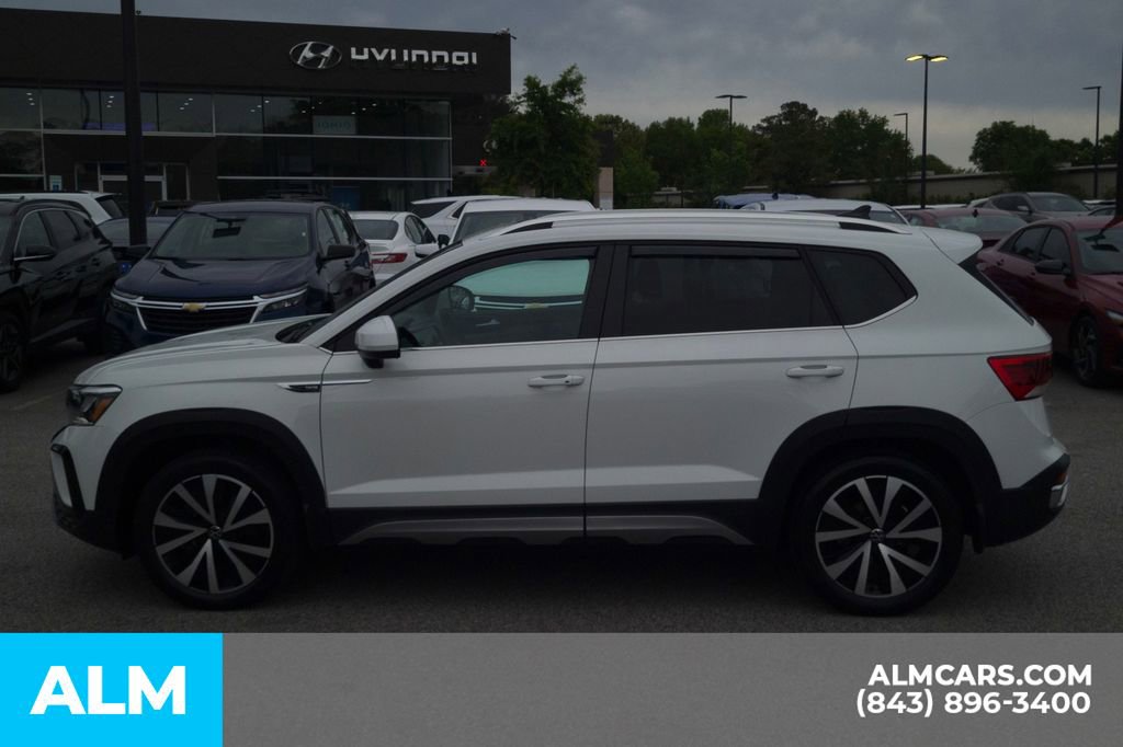 Used 2022 Volkswagen Taos SE image 10