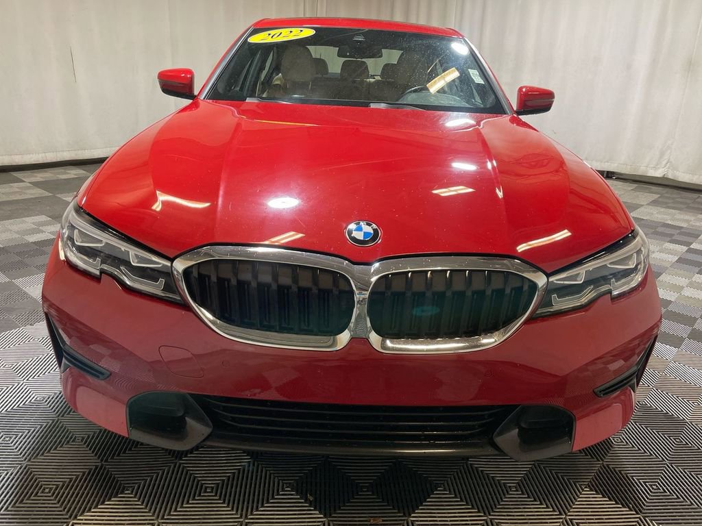 Used 2022 BMW 330i xDrive Sedan w/ Premium Package 2 image 4