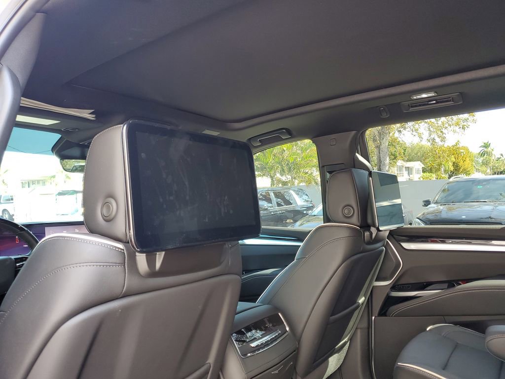 Used 2026 Cadillac Escalade Sport w/ LPO, ONYX Package image 15