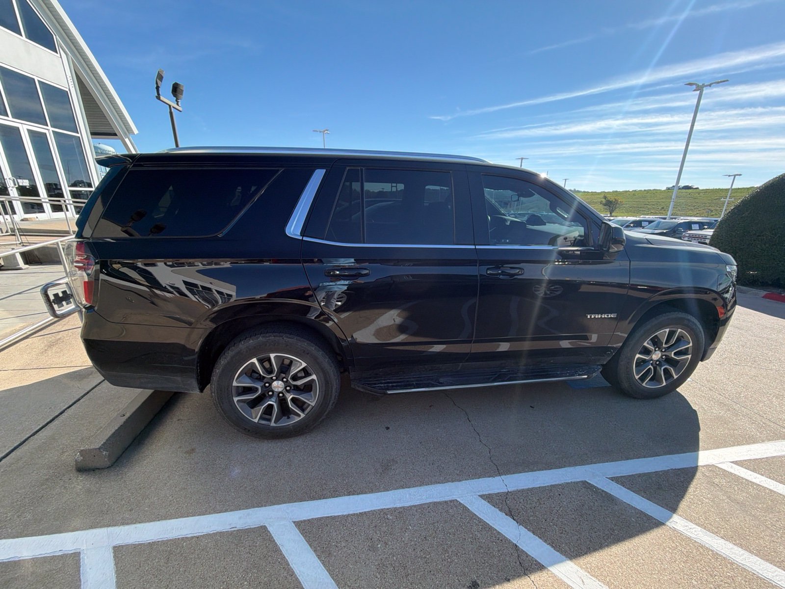 Used 2024 Chevrolet Tahoe LS w/ Driver Alert Package RWD image 10