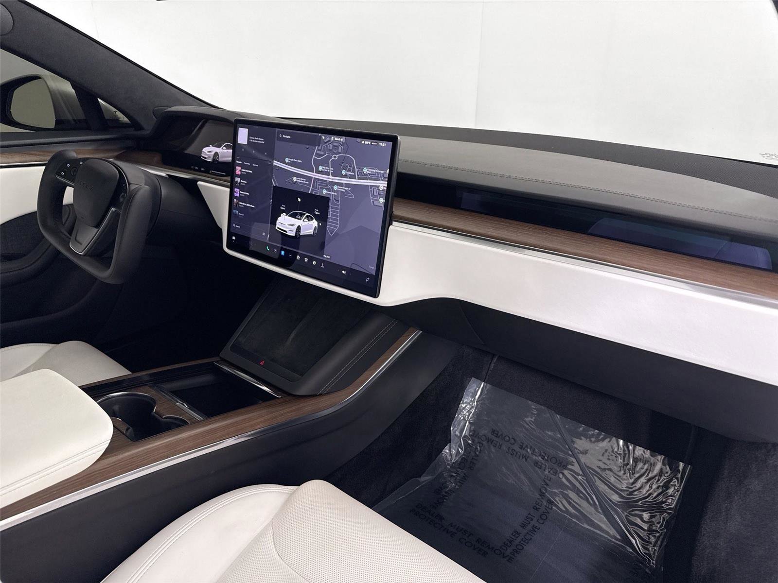 Used 2022 Tesla Model S image 40