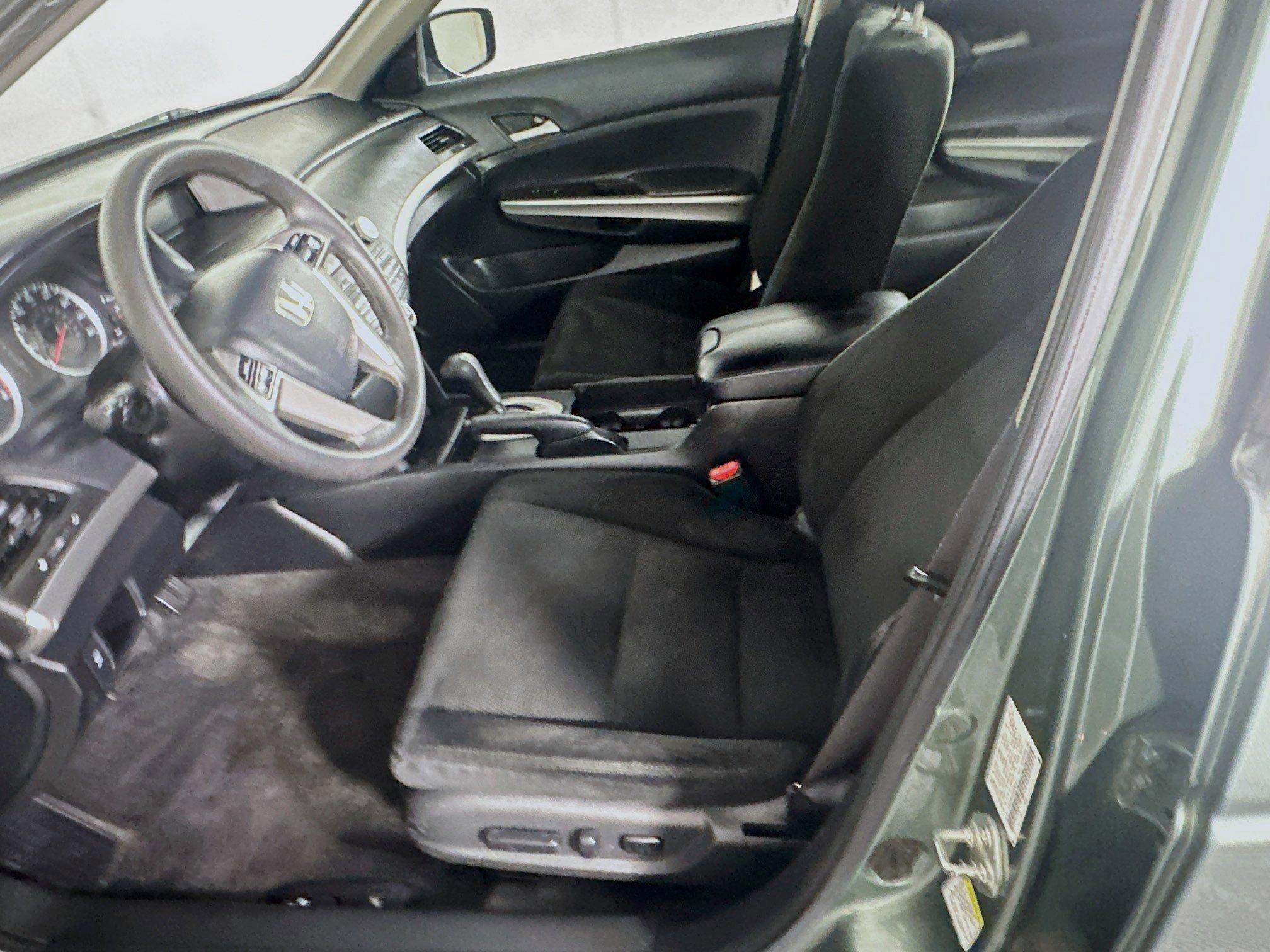 Used 2010 Honda Accord EX image 12