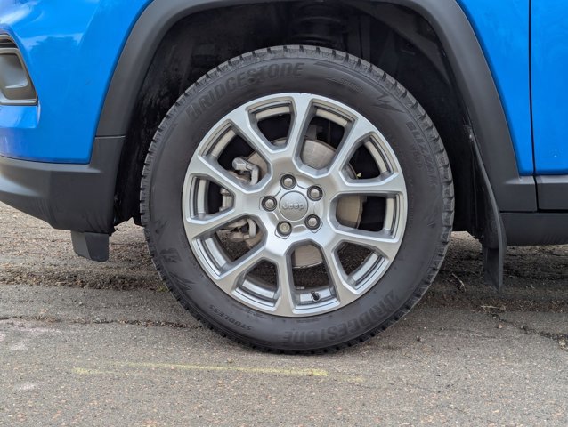 Used 2022 Jeep Compass Latitude image 22