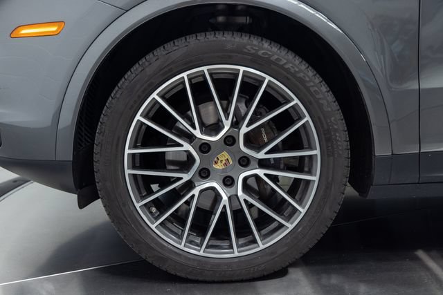 Used 2020 Porsche Cayenne AWD/4WD image 27