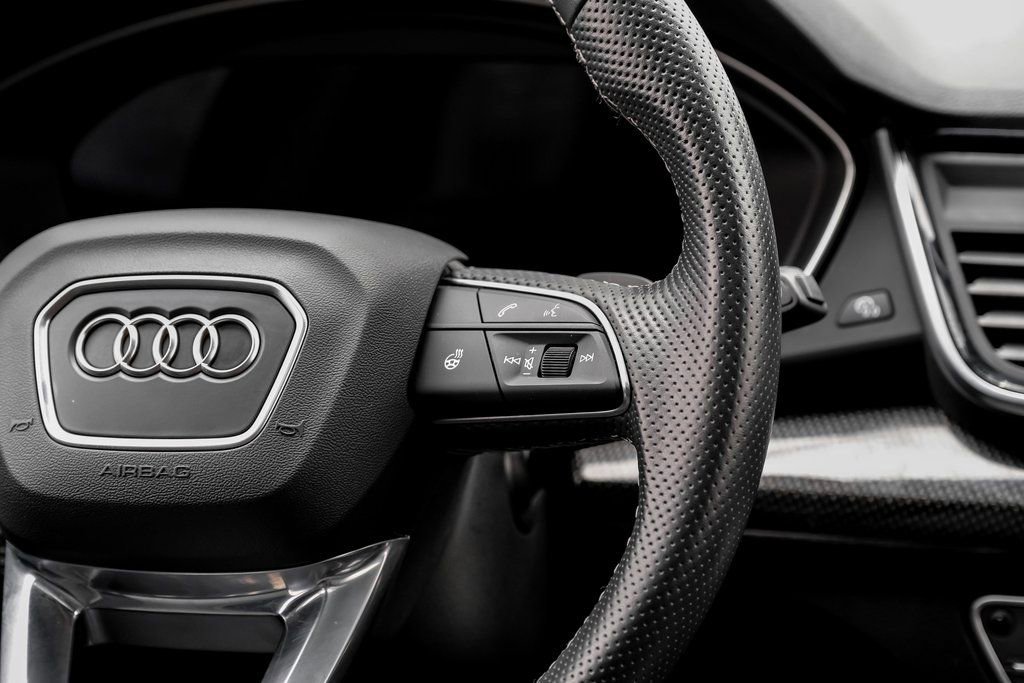 Used 2022 Audi SQ5 Prestige image 15