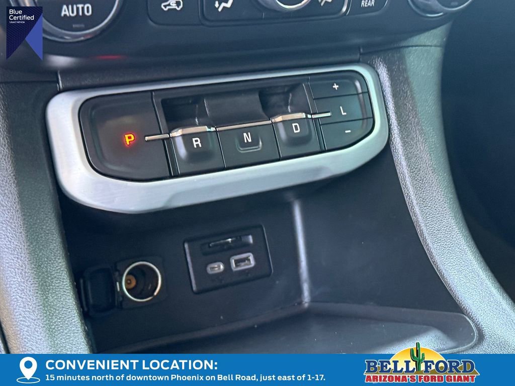 Used 2023 GMC Acadia SLT w/ Preferred Package image 28