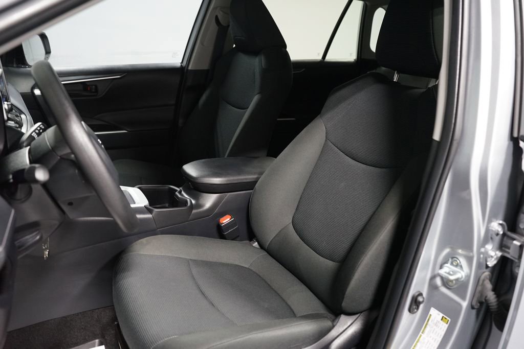Used 2024 Toyota RAV4 LE image 25