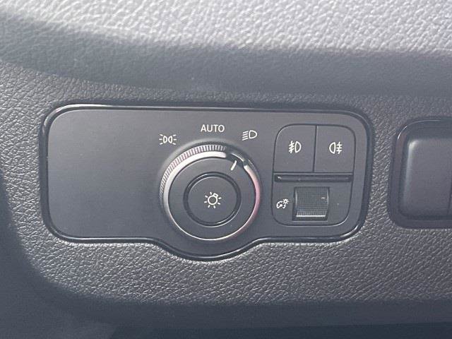 Used 2020 Mercedes-Benz Sprinter 4500 w/ Premium Plus Package image 30