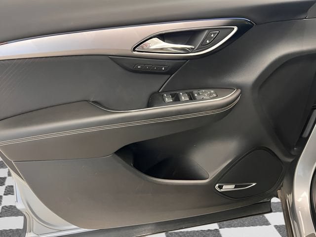 Certified 2025 Buick Envision Sport Touring AWD/4WD image 11