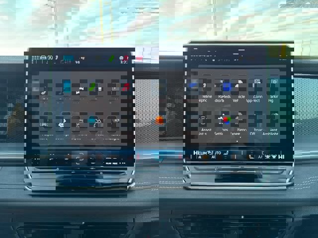 New 2026 Volkswagen Tiguan SE image 10