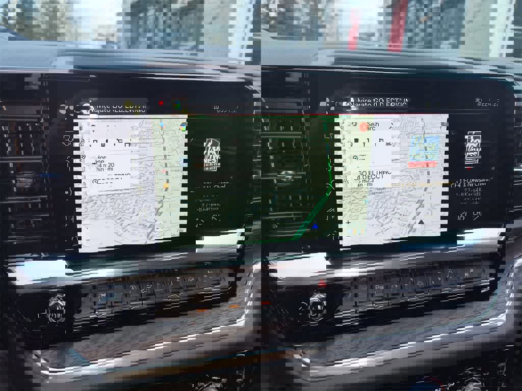 Used 2025 GMC Sierra 1500 SLT w/ SLT Premium Plus Package image 18